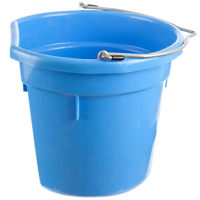 Cat Little Giant Flat Back Plastic Animal Feed Livestock Horse Bucket 5 Gallon