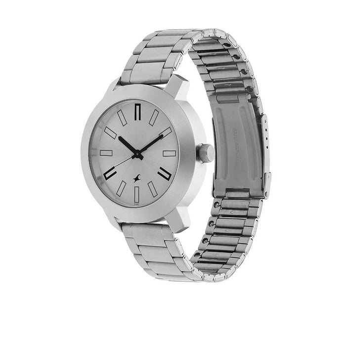 Fastrack Silver Dial Analog Watch For Men -NR3120SM01, Silver Silver, Classic