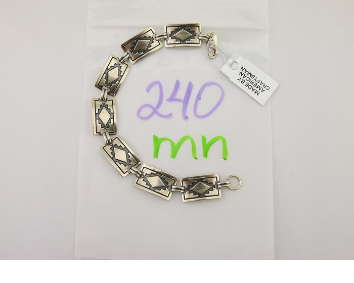 Navajo Hamdmade Link Bracelet 925 Silver Native American Artist C.80's