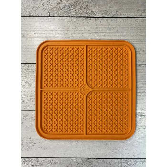 Pet Zone Pet Boredom Busterz Indulge Licking Mat, XL Orange