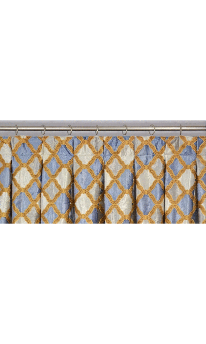 Inverted box pleat window valance