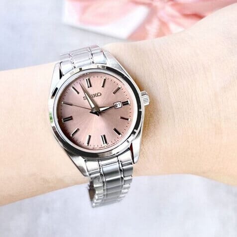 Seiko Men's Analog Quartz Watch with Stainless Steel Strap SUR523P1, Pink Dial, bracelet