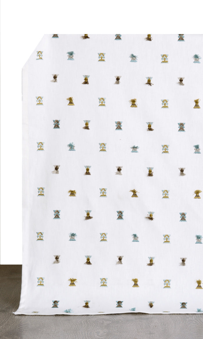 Embroidered Pinch Pleat, Rod Pocket, Eyelet Curtains (Green/ Blue/ White)