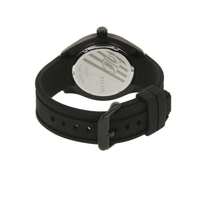 Titan Black Dial Analog Watch 9475NP05