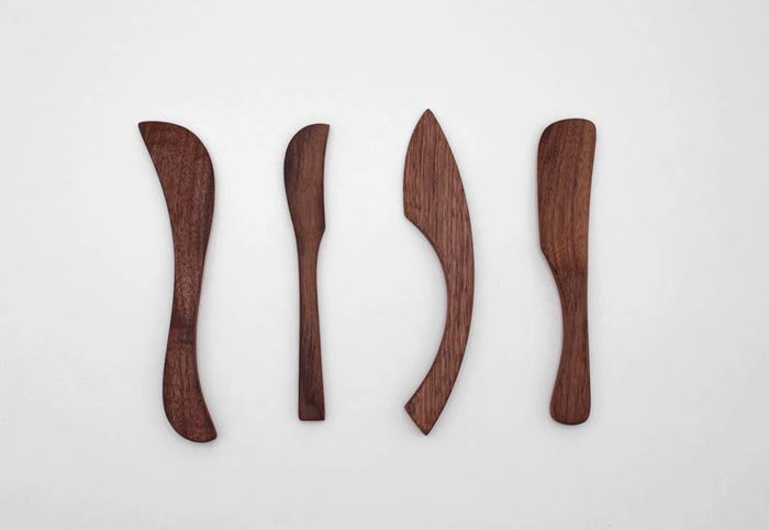 Walnut Wood Rounded Spreader - 6"